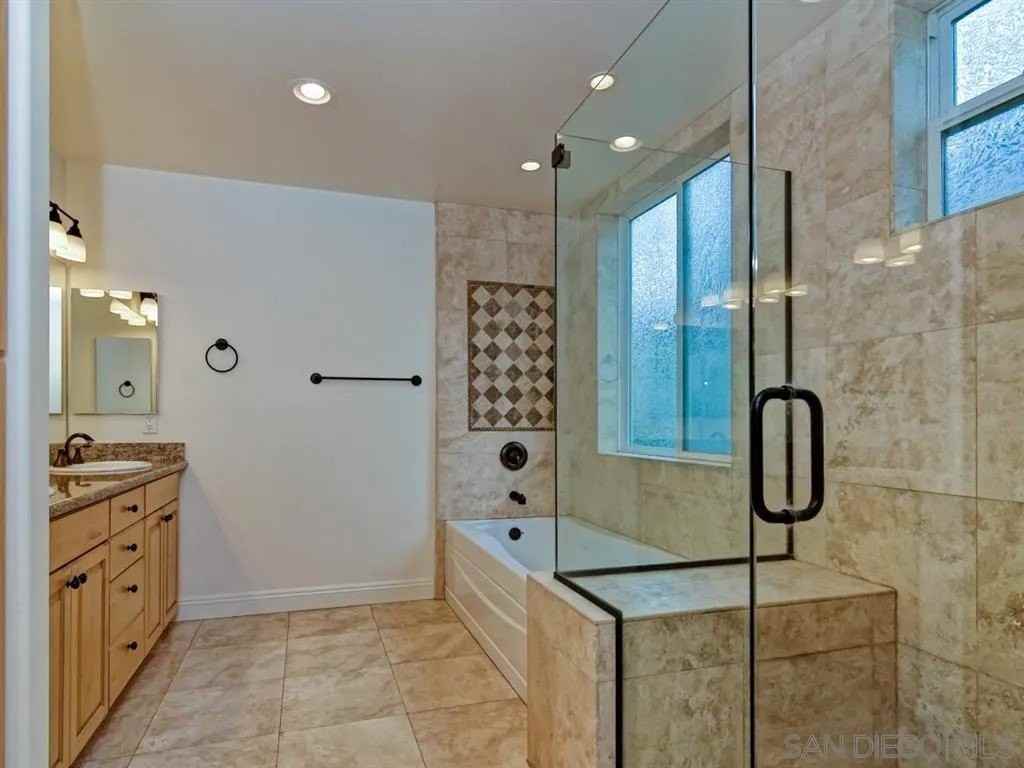 1820 Malden St - Photo 7 of 25