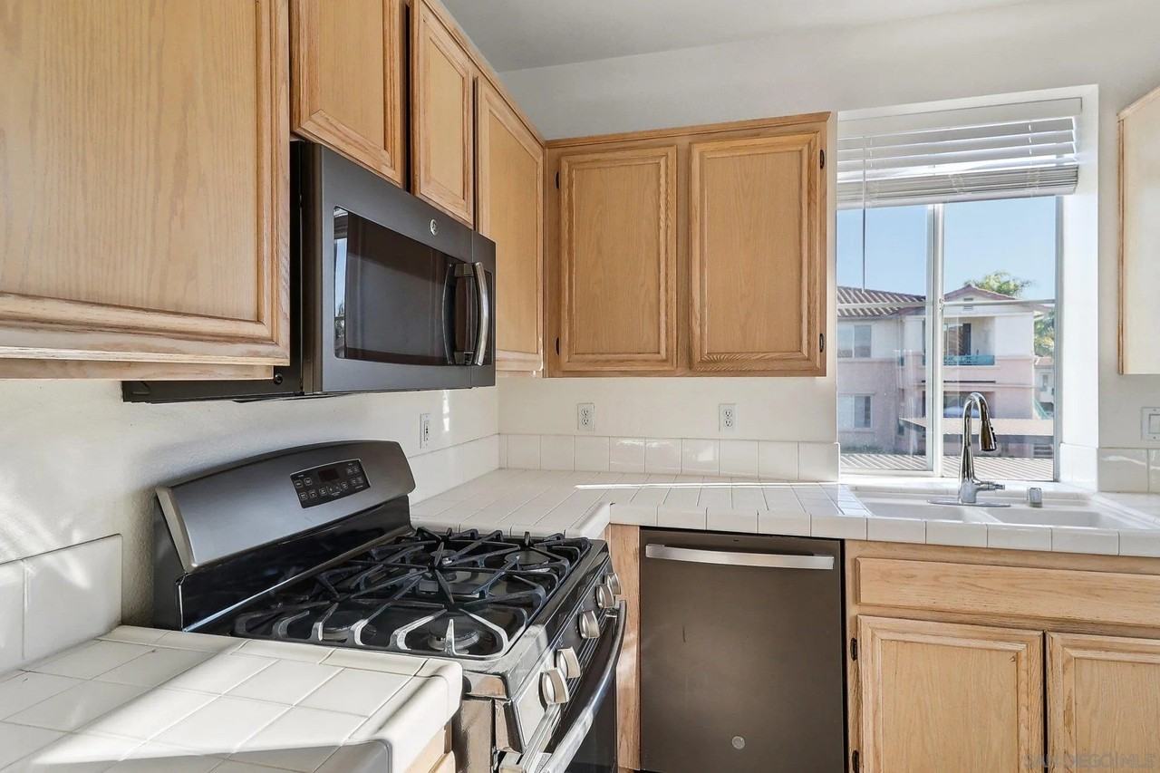 11410 Via Rancho San Diego #38 - Photo 5 of 16