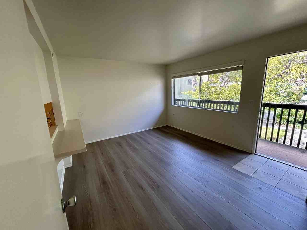 1423 Park Pl #19 - Photo 2 of 12