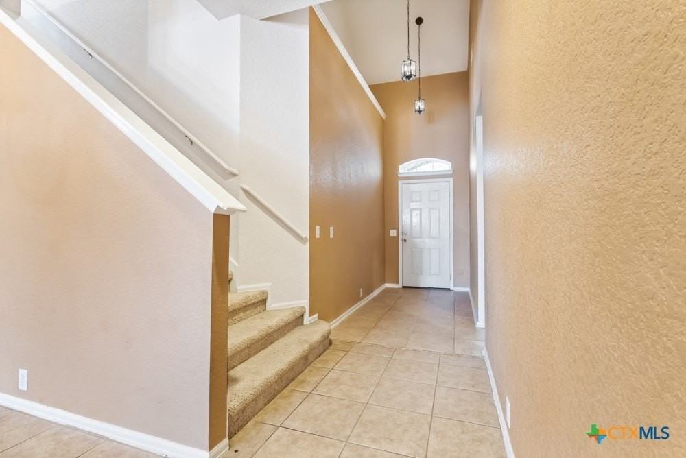3527 Mendocino Park - Photo 4 of 28