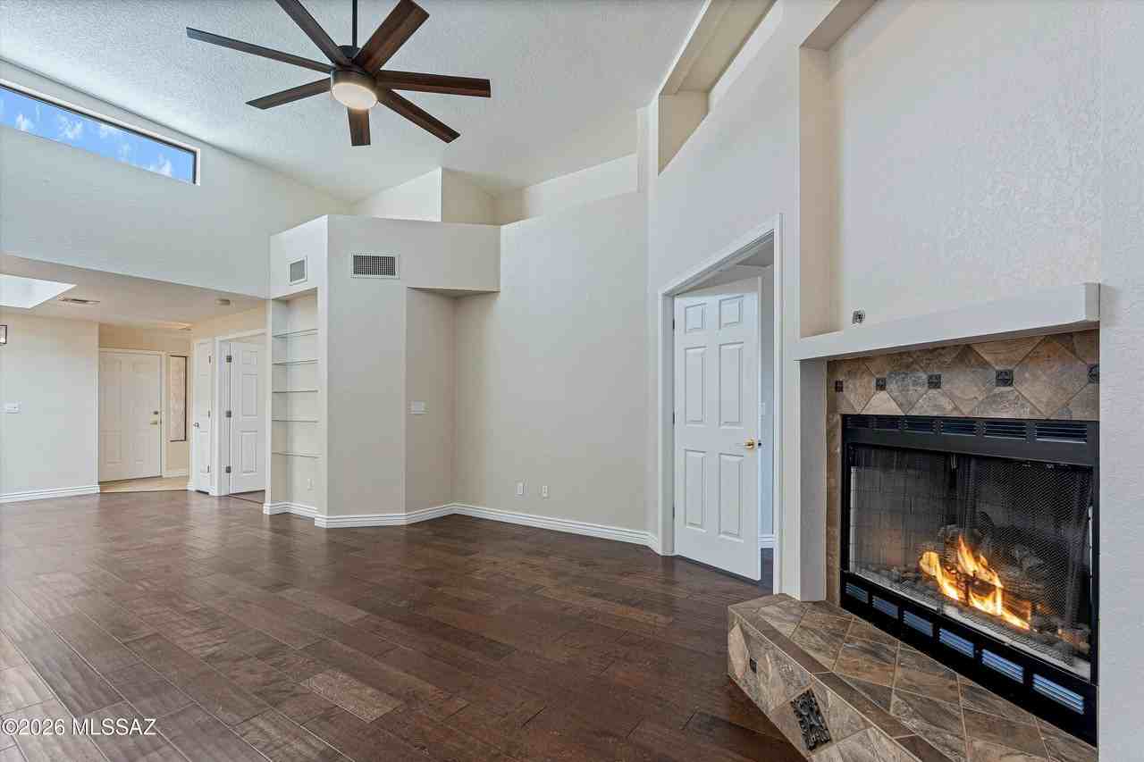 4992 N Valle - Photo 7 of 30
