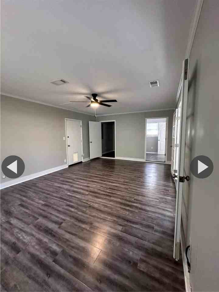 1110 Cuerno St - Photo 5 of 9