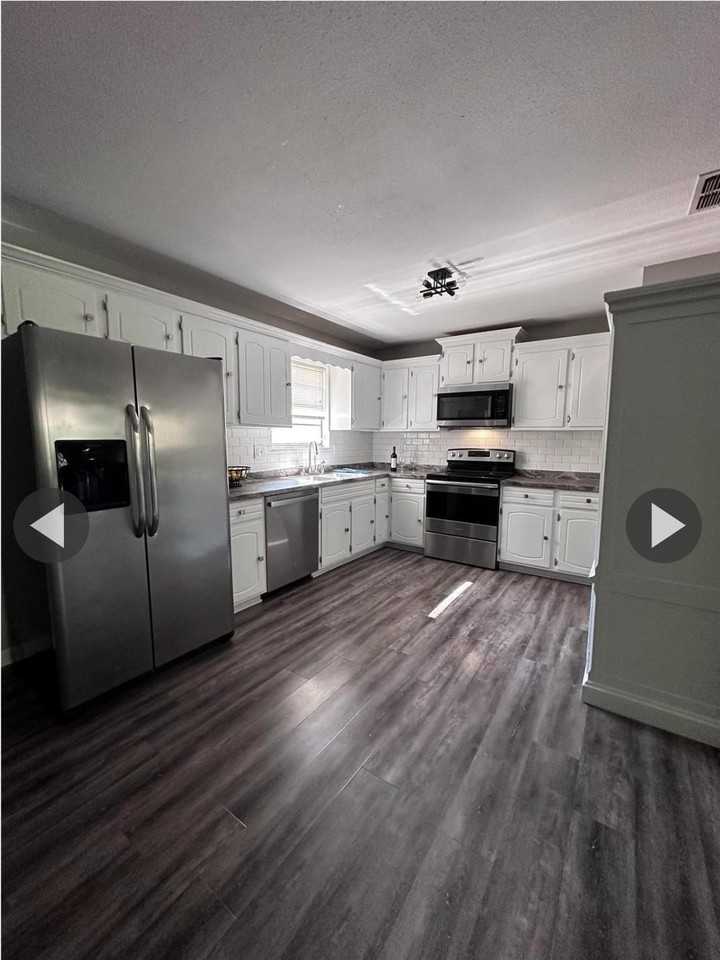 1110 Cuerno St - Photo 6 of 9
