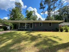 featured image of 899 Tamarack Ave