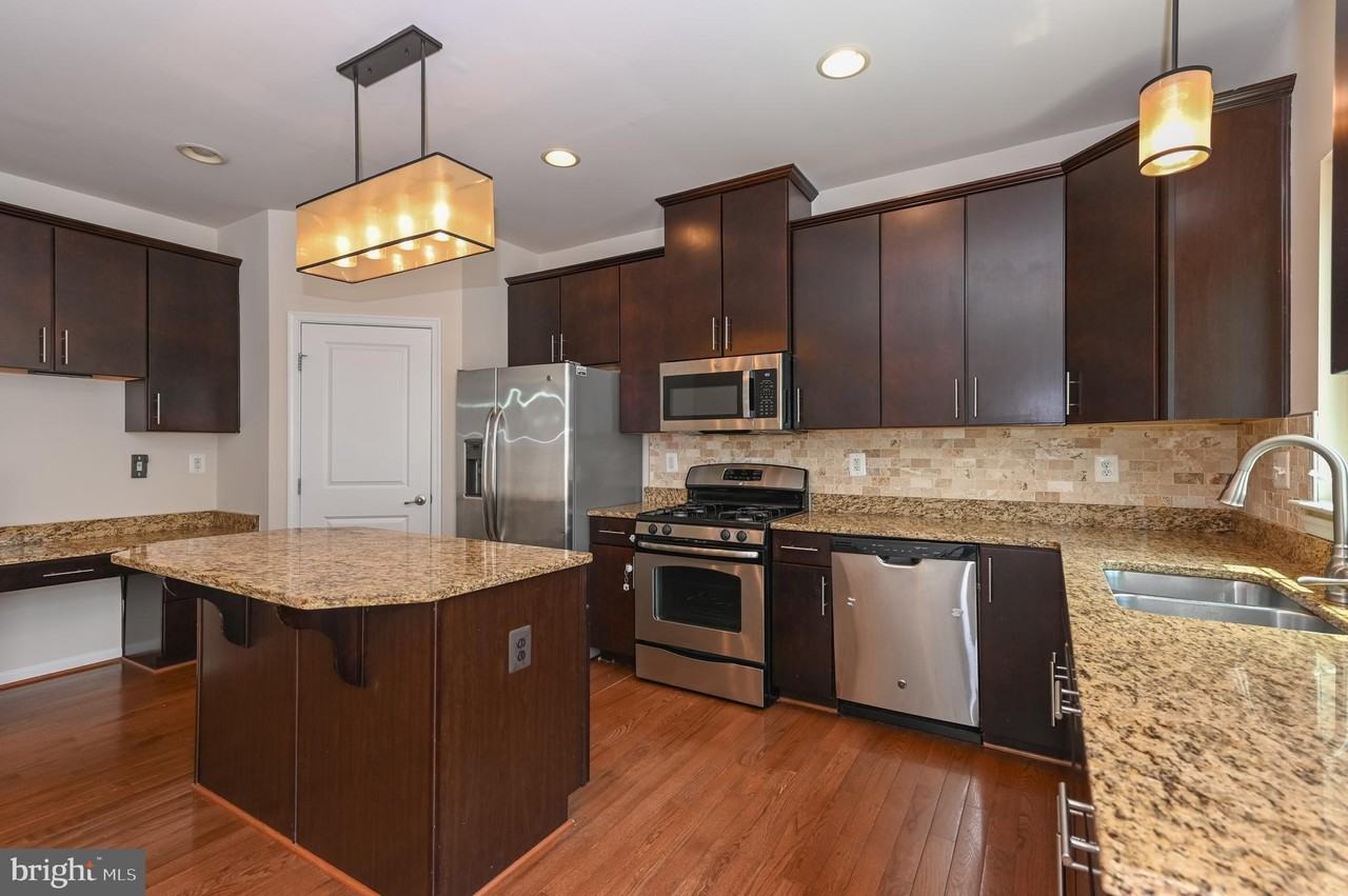 3707 Hansberry Ct Ne - Photo 2 of 29