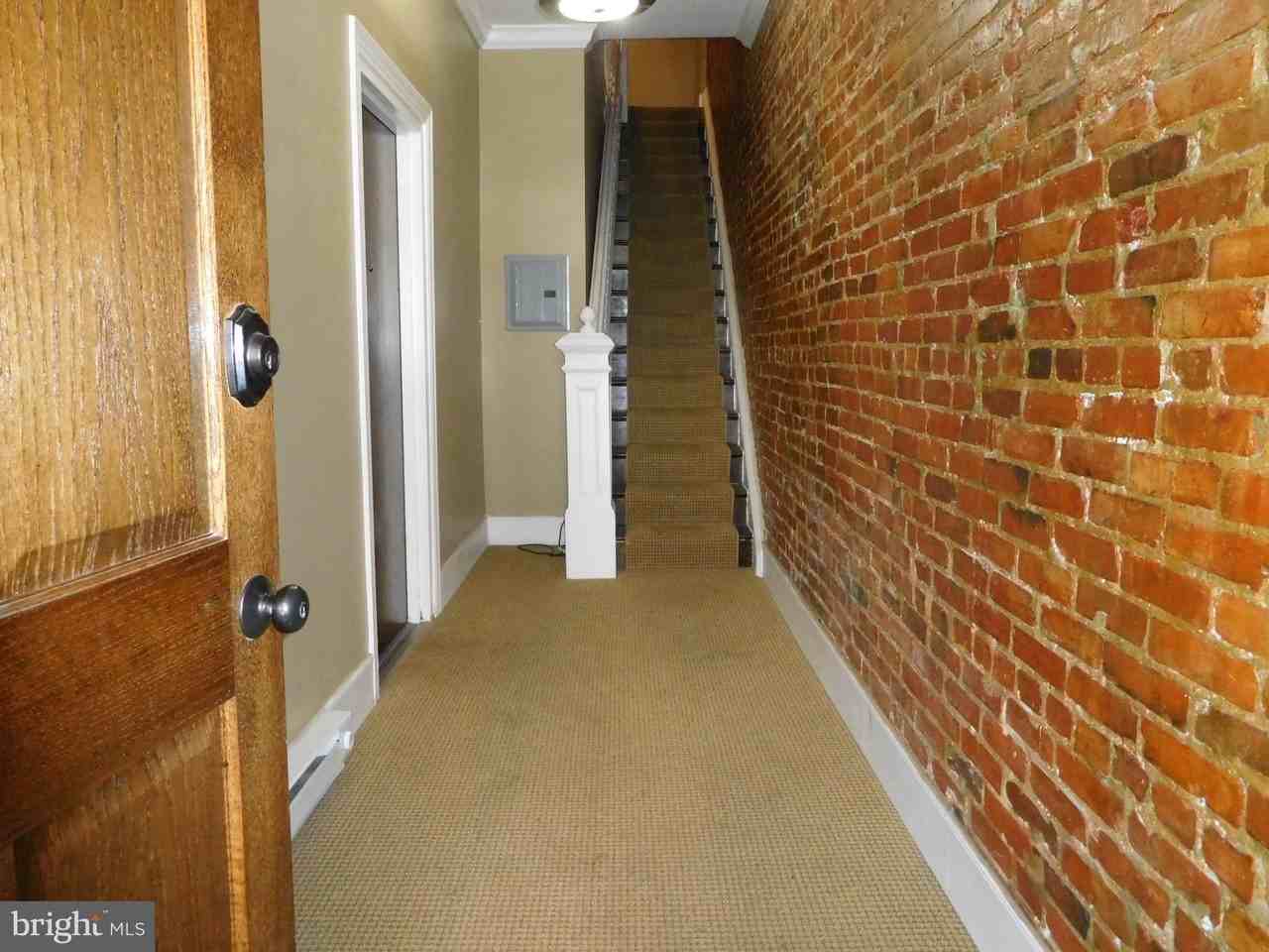 1318 W St Nw #1 - Photo 3 of 27
