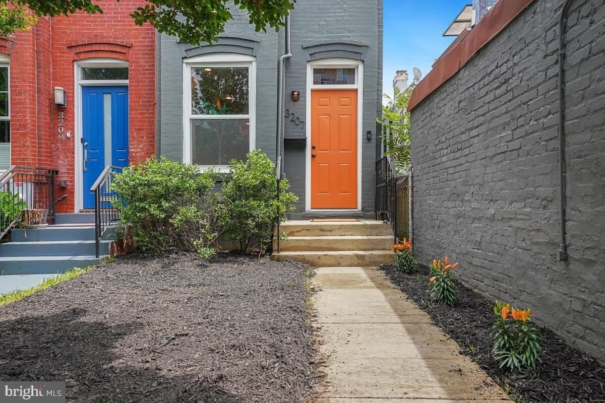 3207 Sherman Ave Nw - Photo 2 of 30