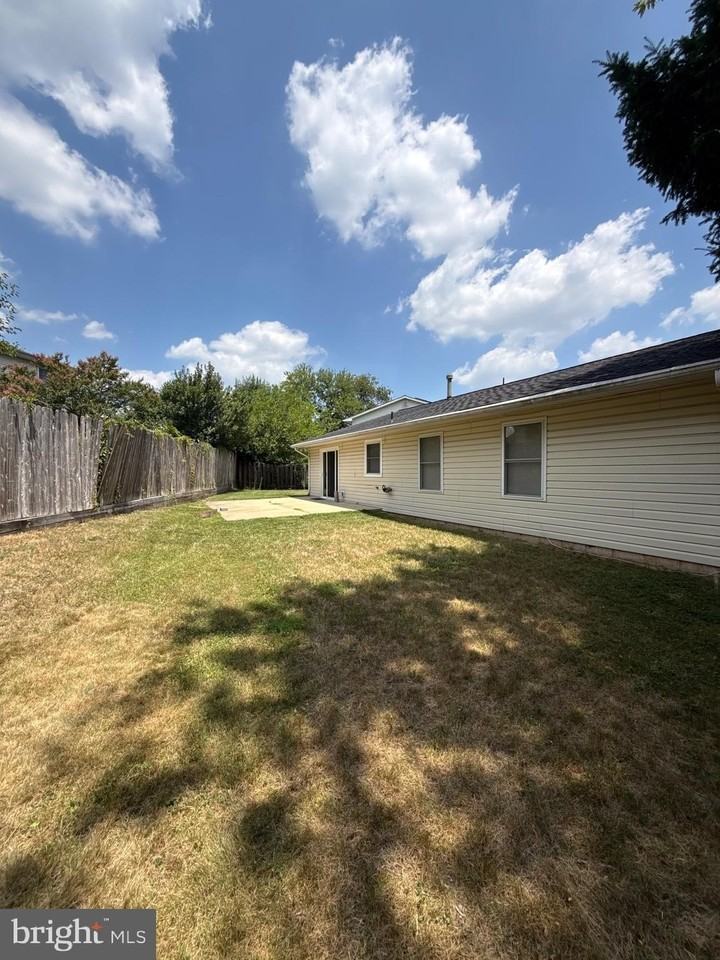 7822 Citadel Ct - Photo 4 of 4