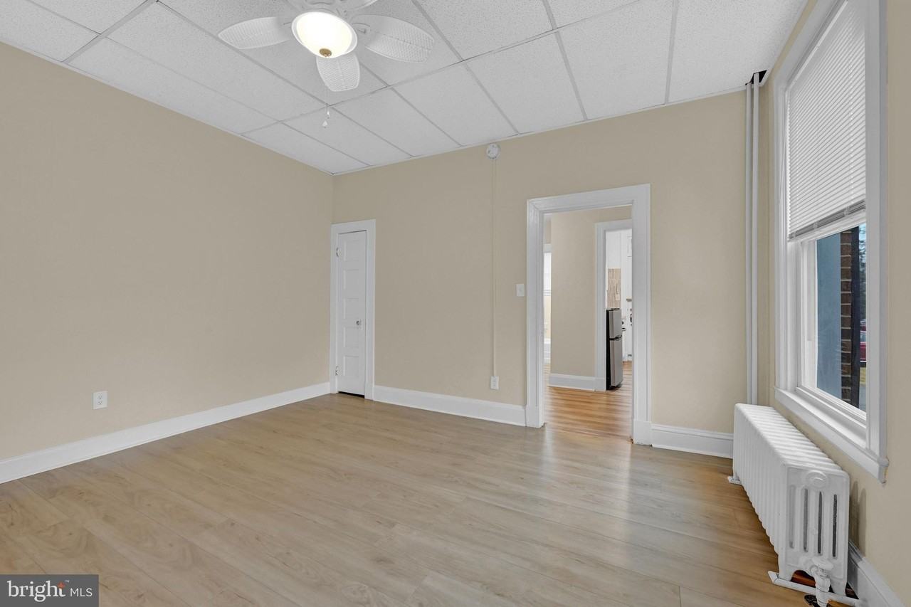 2203 Edmondson Ave #6 - Photo 4 of 11
