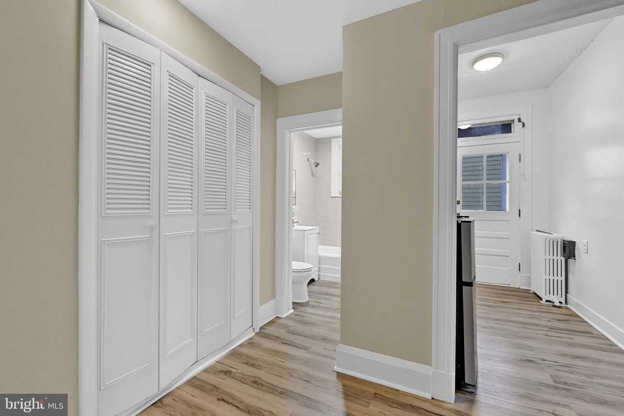 2203 Edmondson Ave #6 - Photo 6 of 11