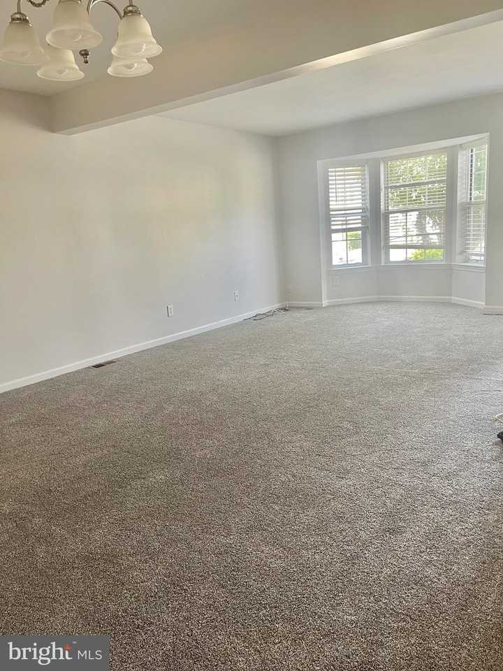 717 Orley Pl - Photo 3 of 27
