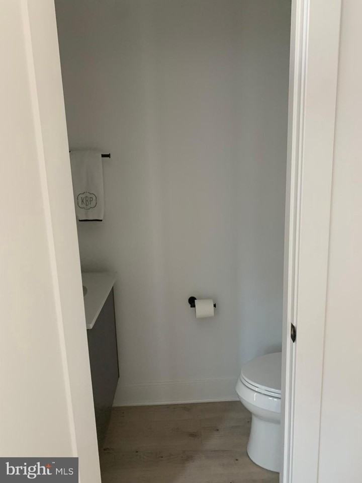 5337 Zenith Overlook - Photo 7 of 24