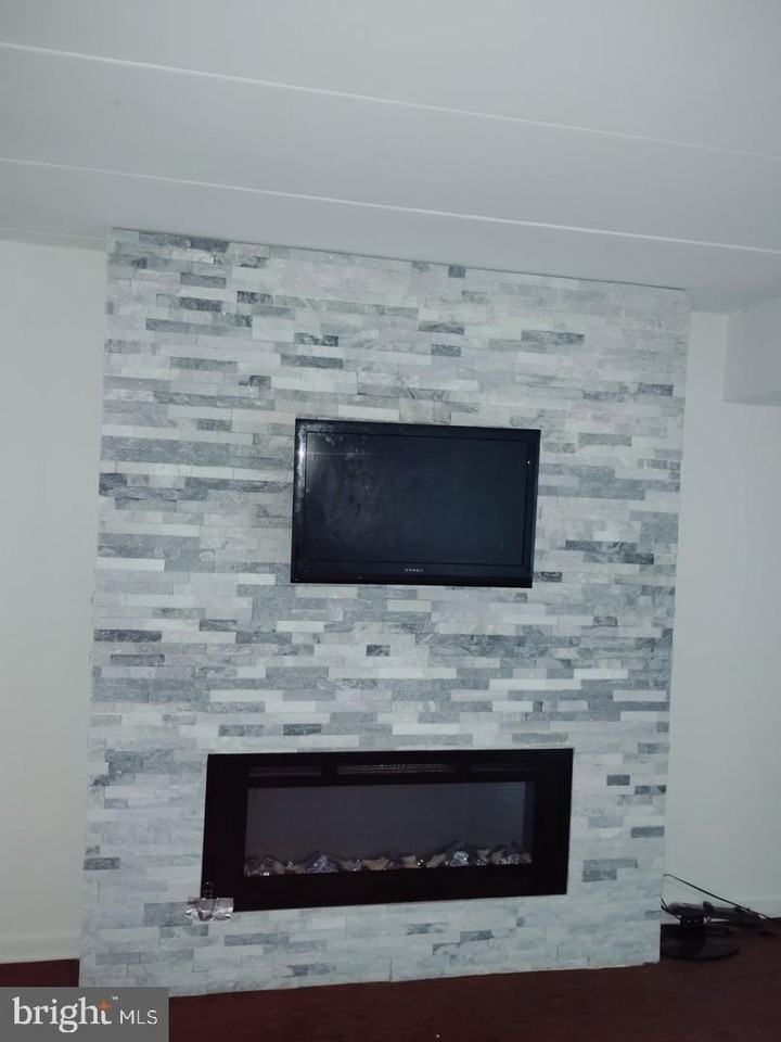 3346 Hewitt Ave #1-1A - Photo 5 of 16