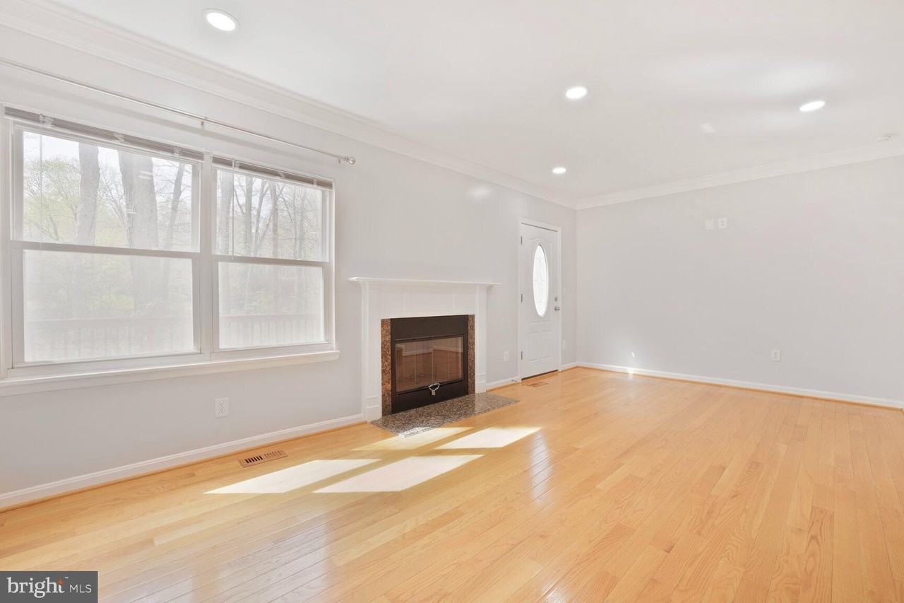 11572 Summer Oak Dr - Photo 2 of 19