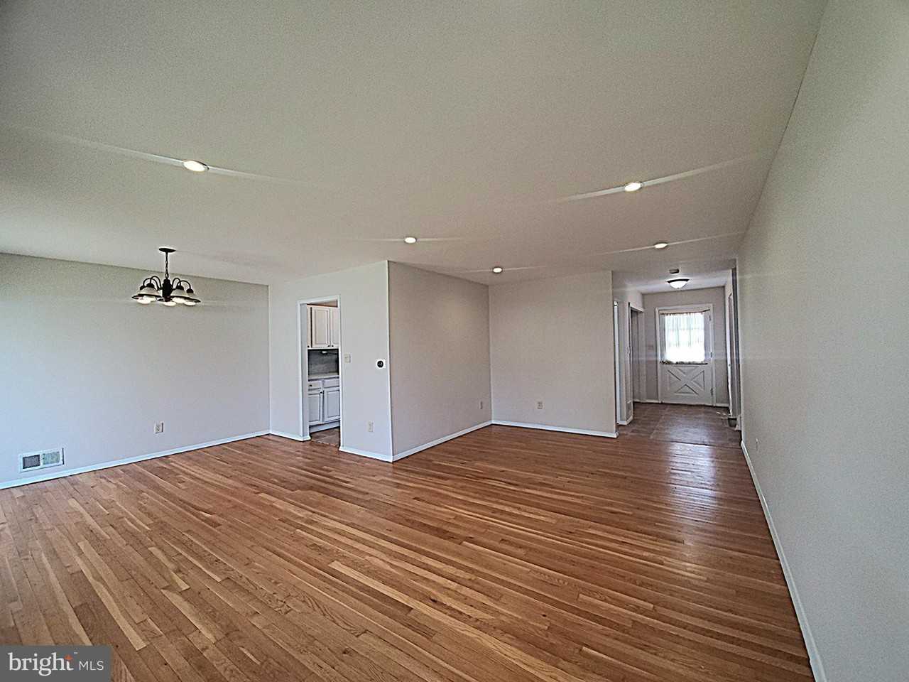 702 W Edmonston Dr - Photo 7 of 38