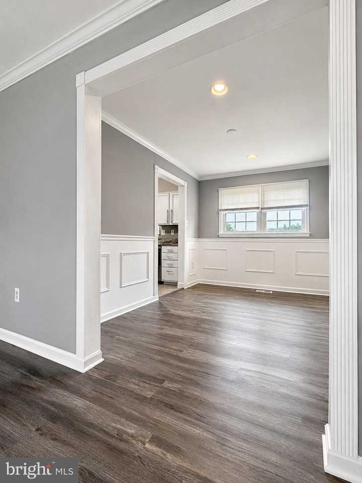 206 Mountain View Ct - Photo 3 of 10