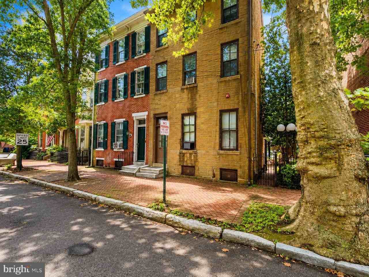 26 W Union St - Photo 3 of 14