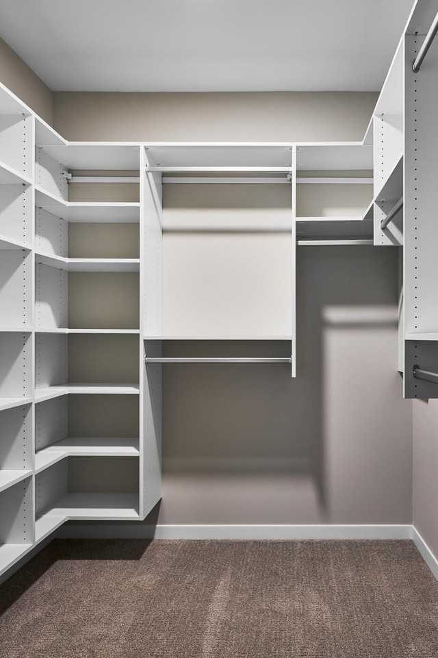 2630 N Hackett Ave - Photo 5 of 10