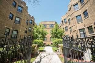 632 W Stratford Pl - Photo 1 of 1