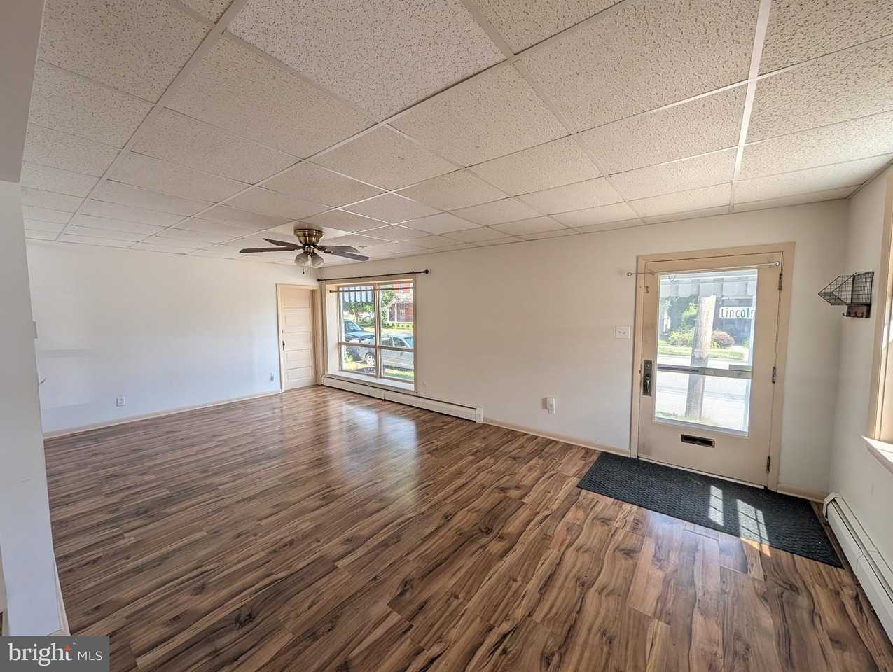 213A Lincoln Way W - Photo 2 of 19
