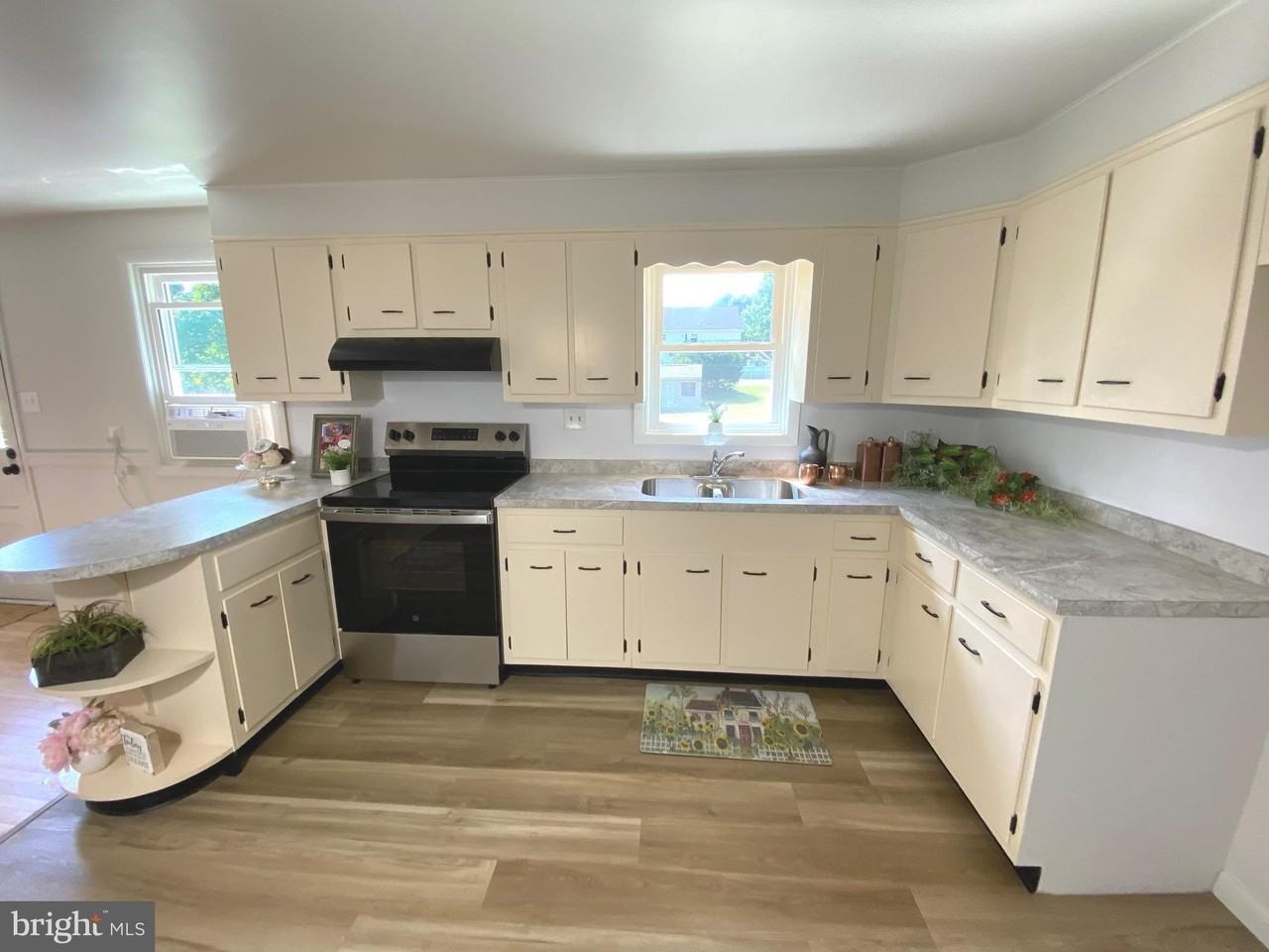 51 Clay Slate Rd - Photo 2 of 12