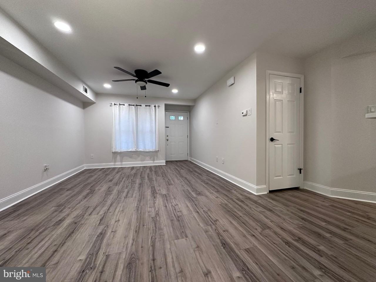 4022 Wyncoop Ct - Photo 6 of 14
