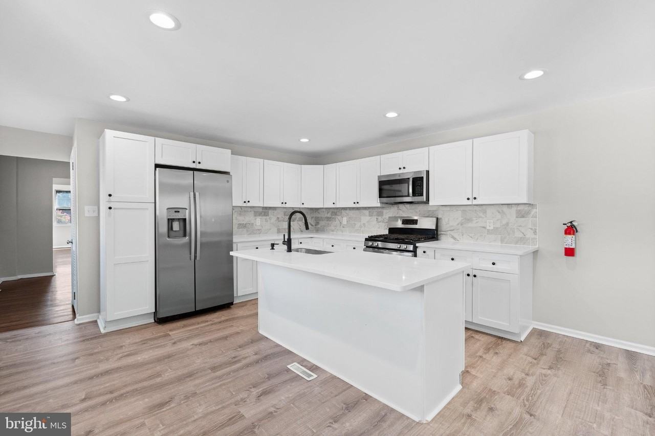 205 Juniper Rd #288 - Photo 2 of 28