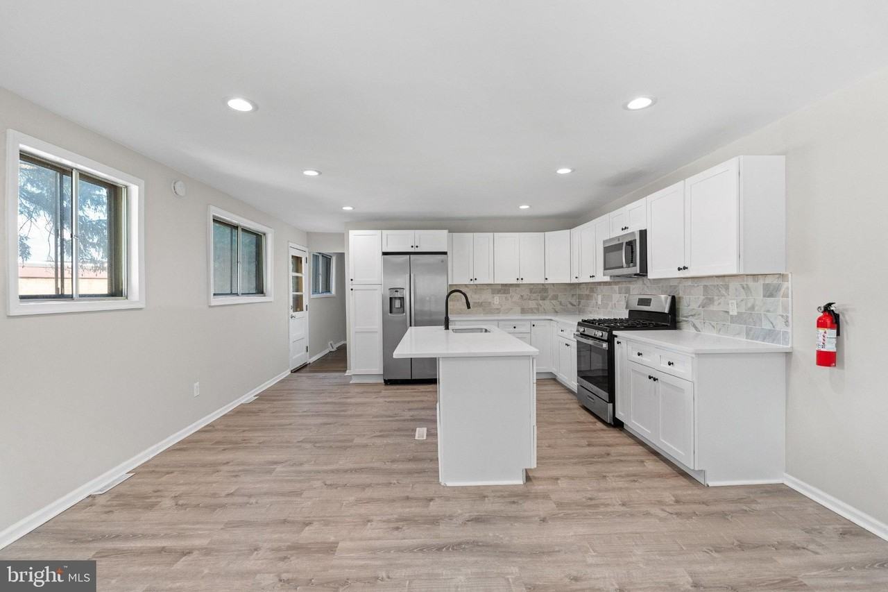 205 Juniper Rd #288 - Photo 5 of 28