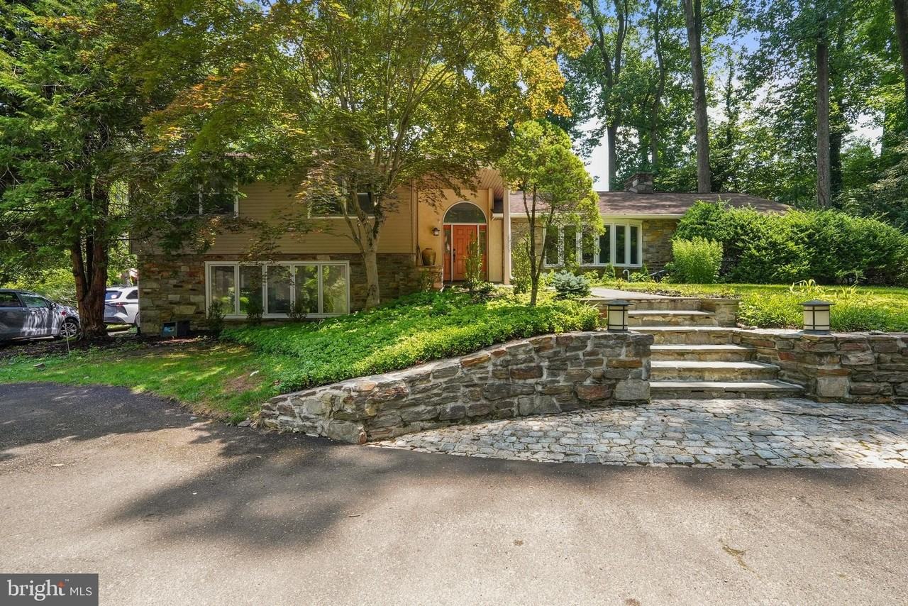 901 Dale Rd - Photo 2 of 50