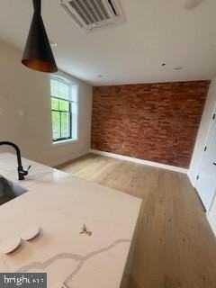 649 N 15th St #3 - Photo 5 of 11