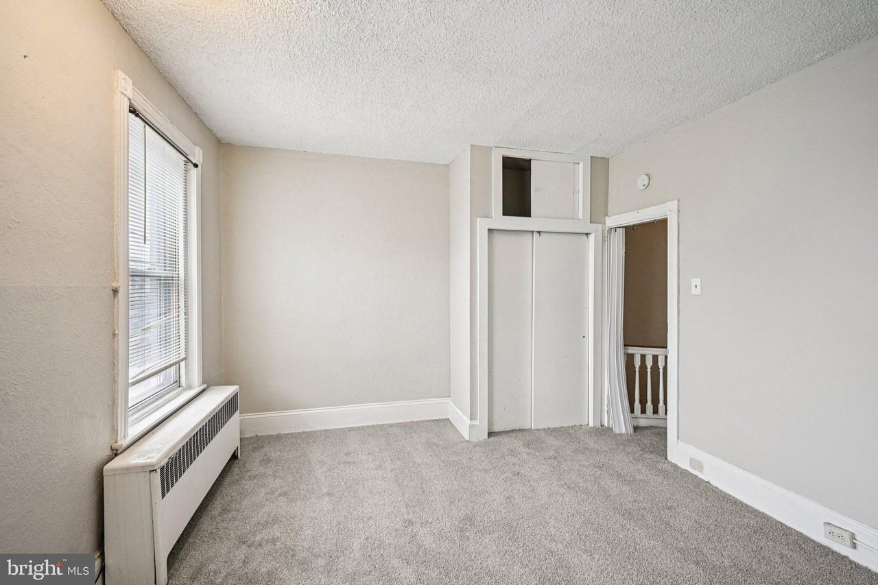 201 N 59th St - Photo 3 of 11