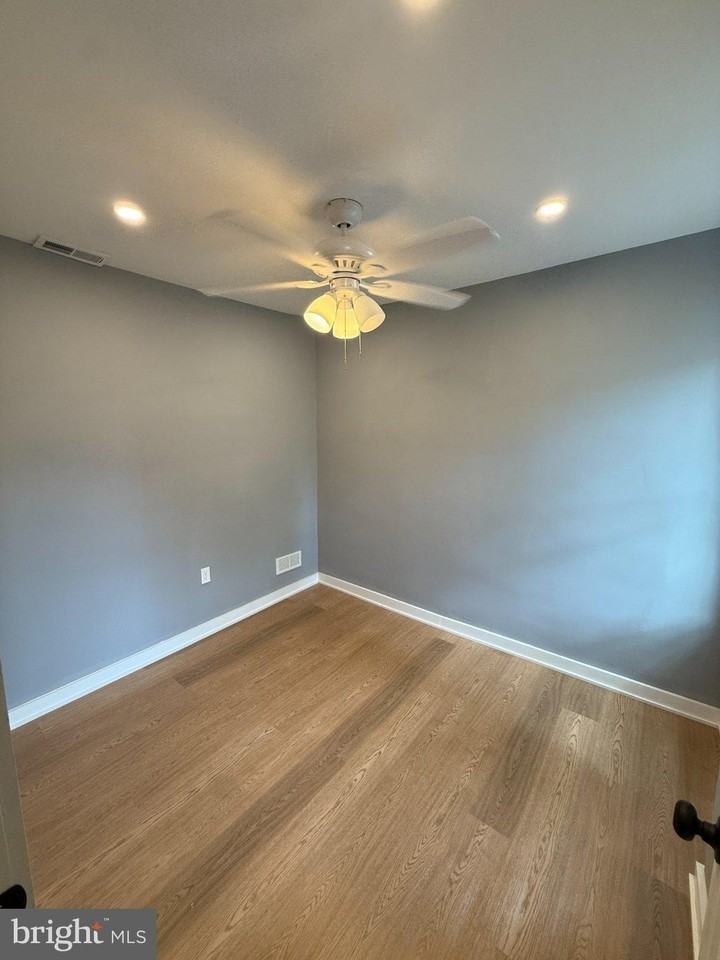 2449 N Corlies St - Photo 7 of 9