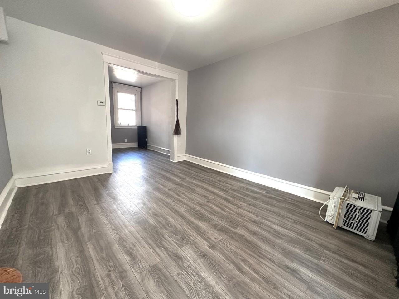 3948 Howland St - Photo 2 of 21