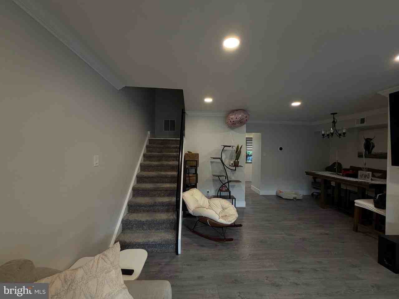 11807 Academy Rd #07A - Photo 7 of 23
