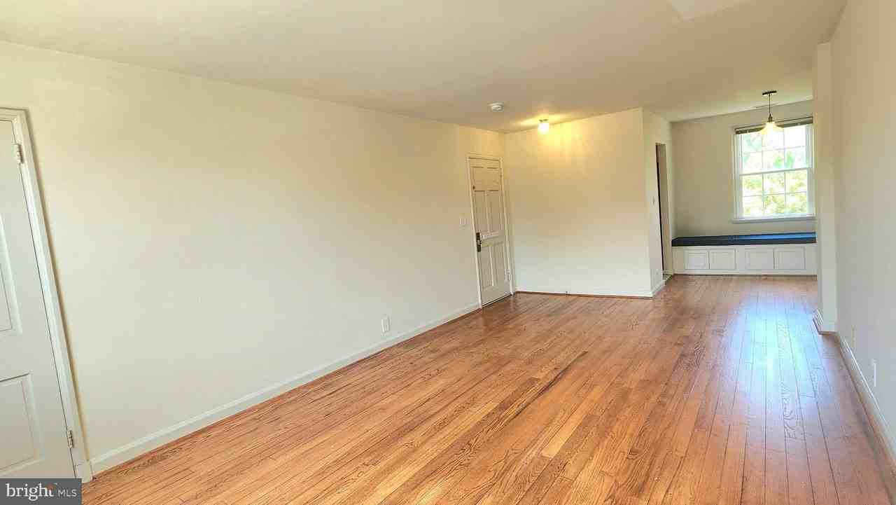 3347 S Wakefield St #B2 - Photo 3 of 28