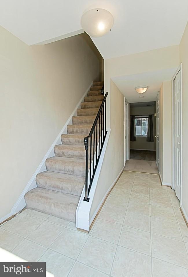 9637 Westport Ln - Photo 2 of 25