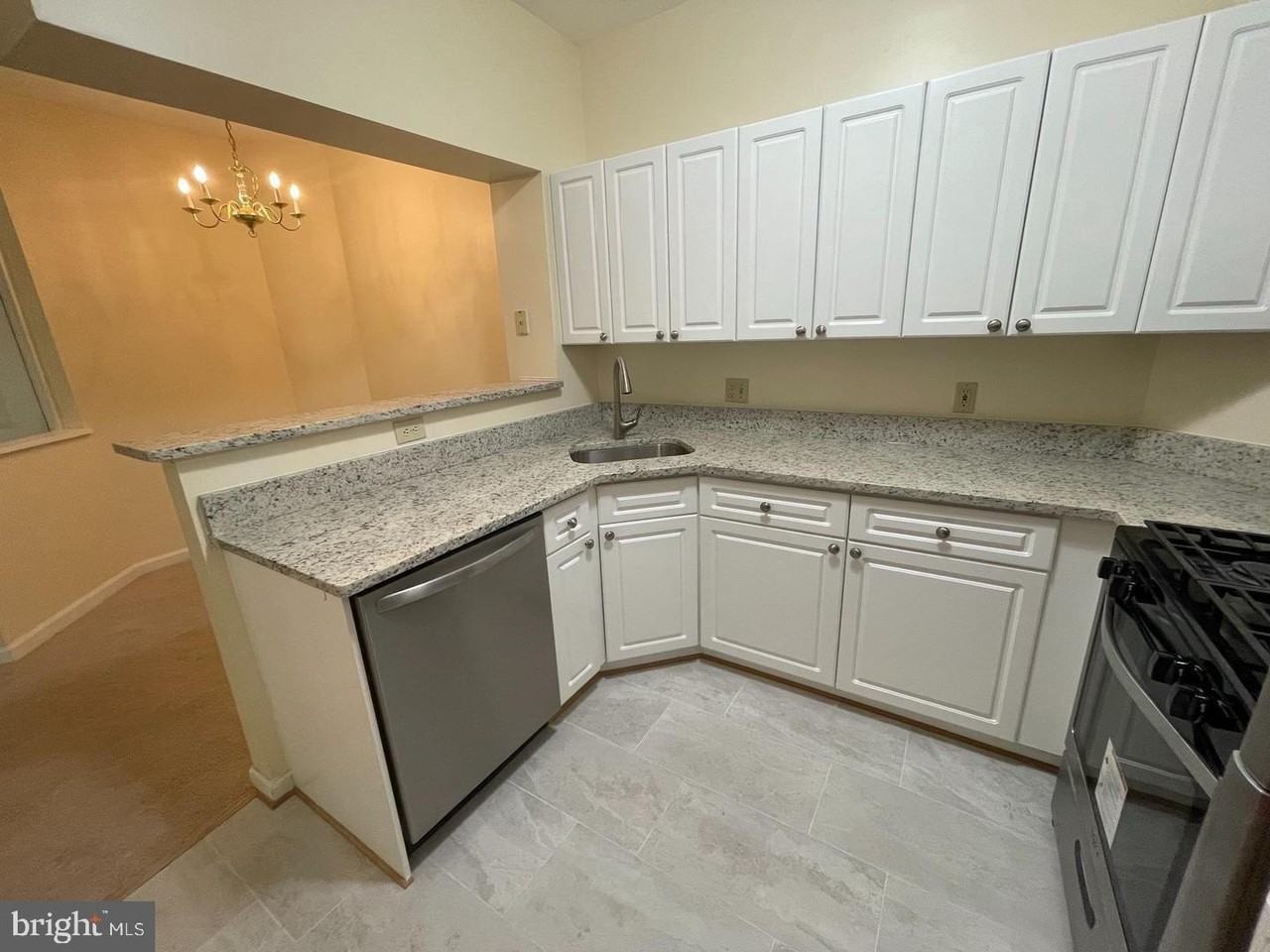 2203 Westcourt Ln #202 - Photo 2 of 30