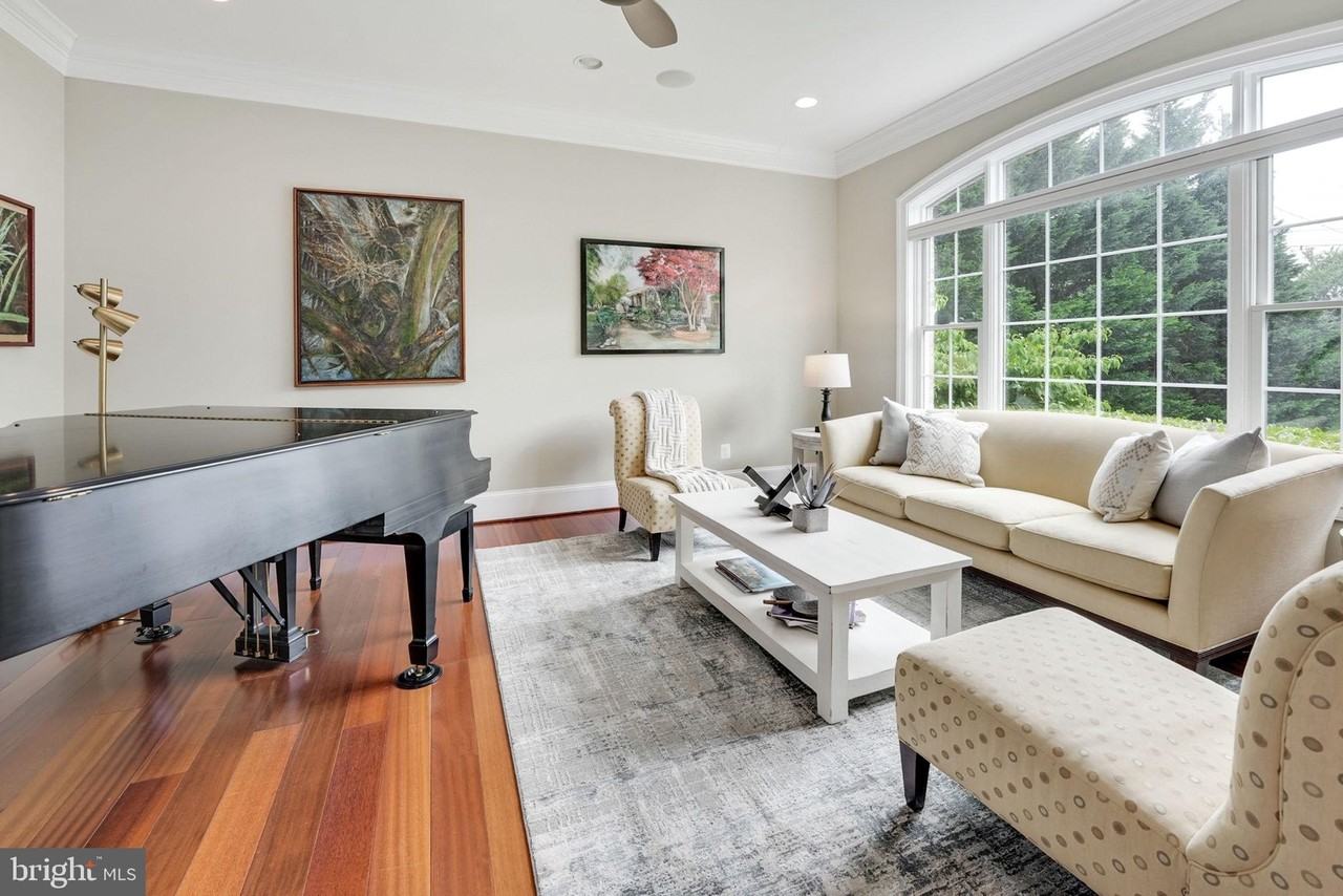2233 Van Buren Ct - Photo 6 of 50