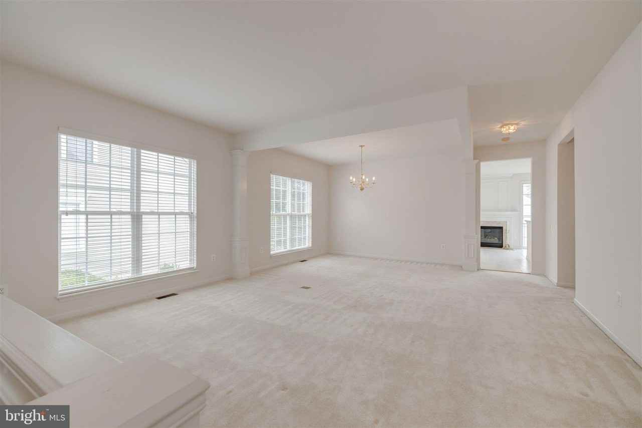 11909 Saint Johnsbury Ct - Photo 7 of 12