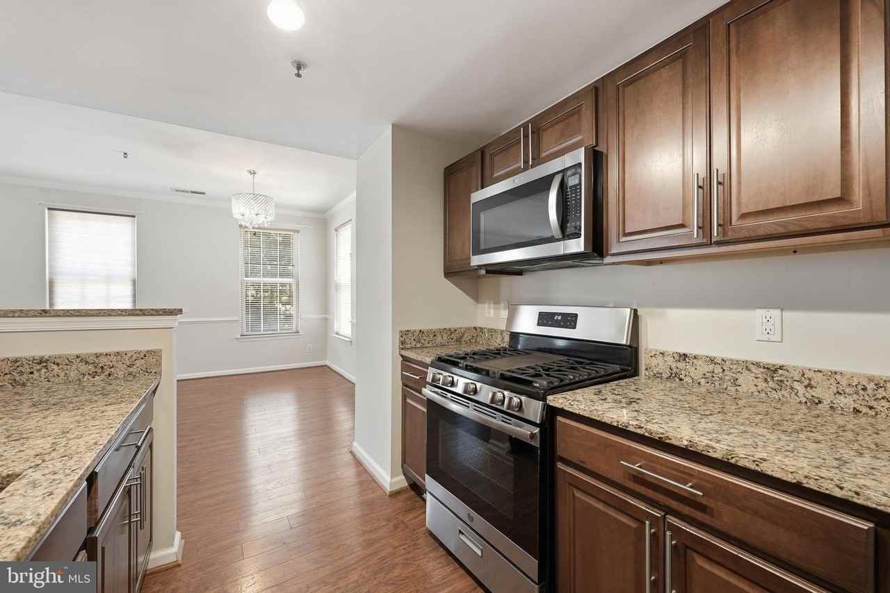 8986 Harrover Pl #86B - Photo 6 of 22