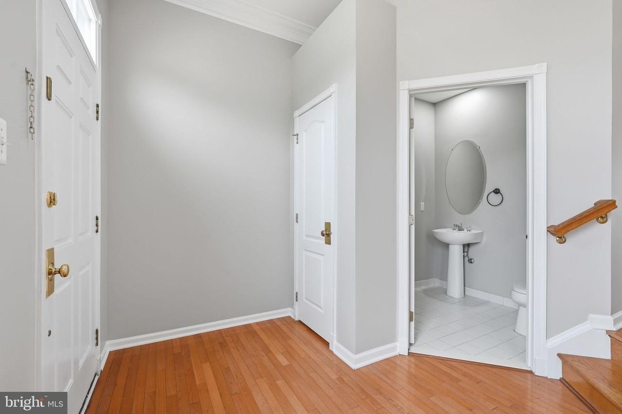 25196 Whippoorwill Ter - Photo 2 of 39