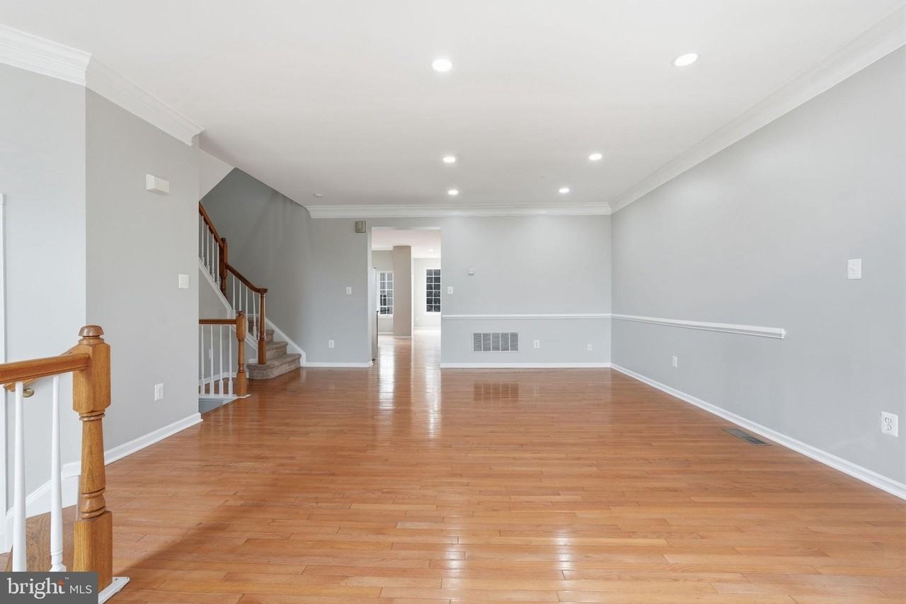 25196 Whippoorwill Ter - Photo 6 of 39