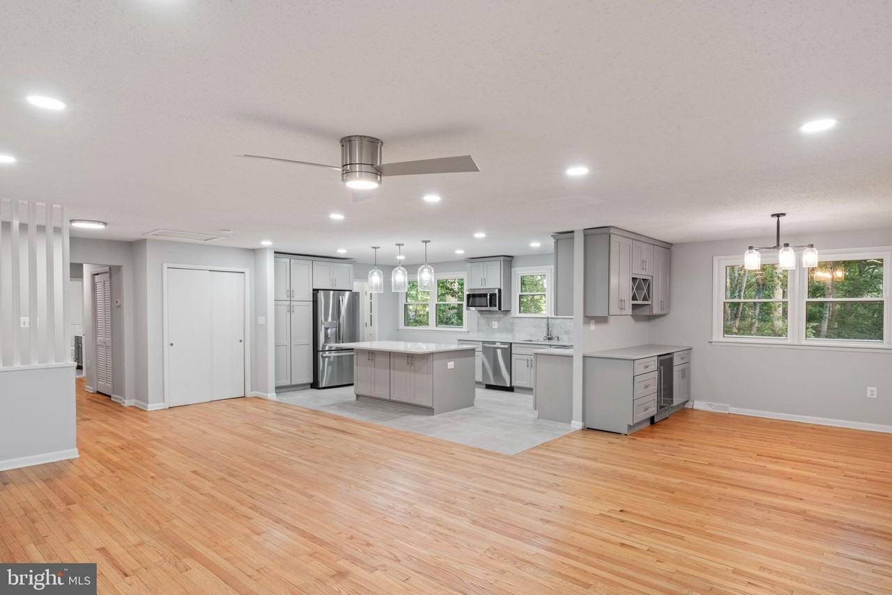 270 Olde Concord Rd - Photo 3 of 50