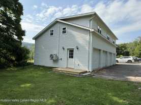 181 Rock Hill Rd ## 179 - Photo 1 of 1