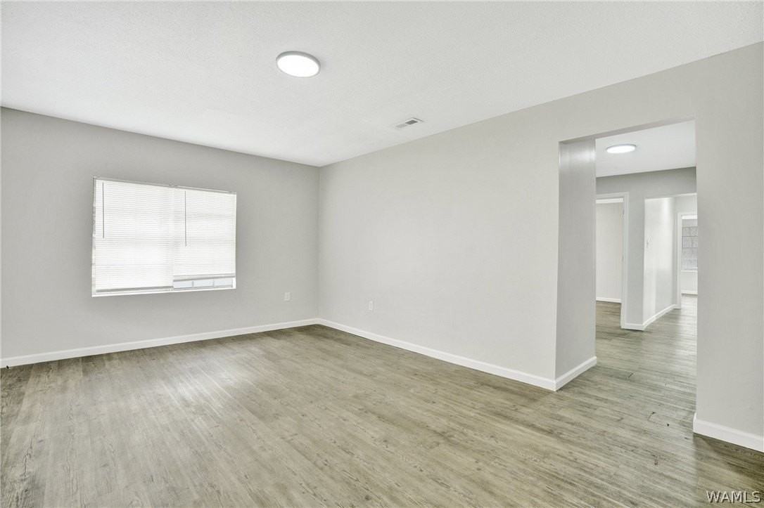 5201 Mulga Ave - Photo 3 of 23