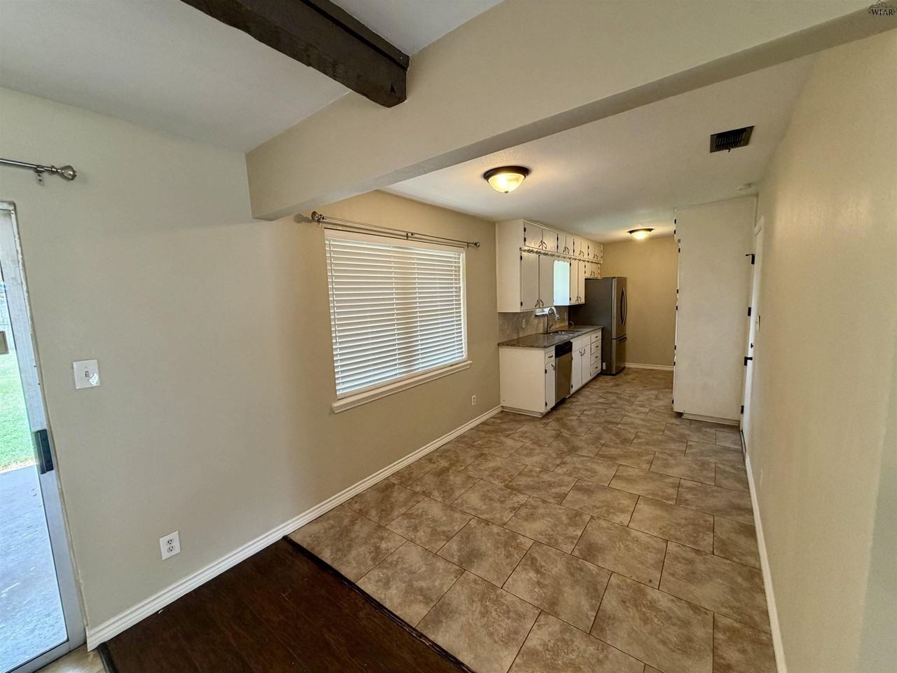 5201 Tower Dr - Photo 3 of 15