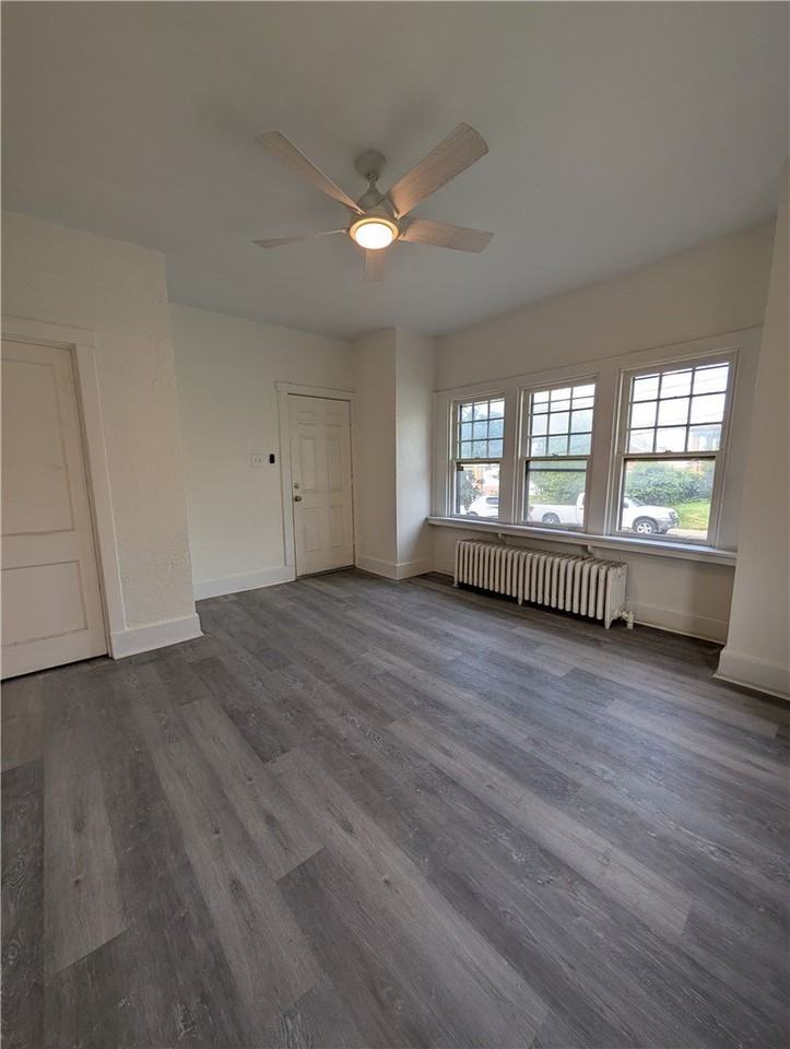 500 Fordham Ave #1 - Photo 4 of 8