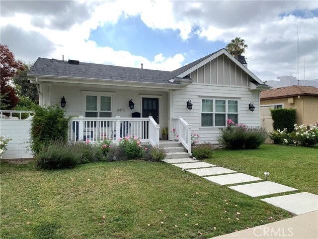 4470 Stansbury Ave - Photo 2 of 8