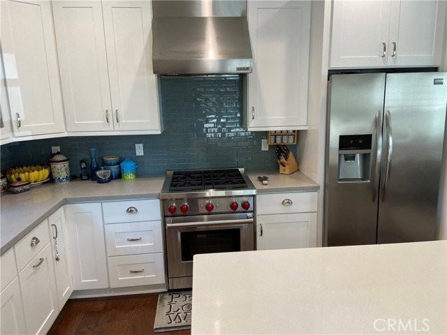 4470 Stansbury Ave - Photo 6 of 8