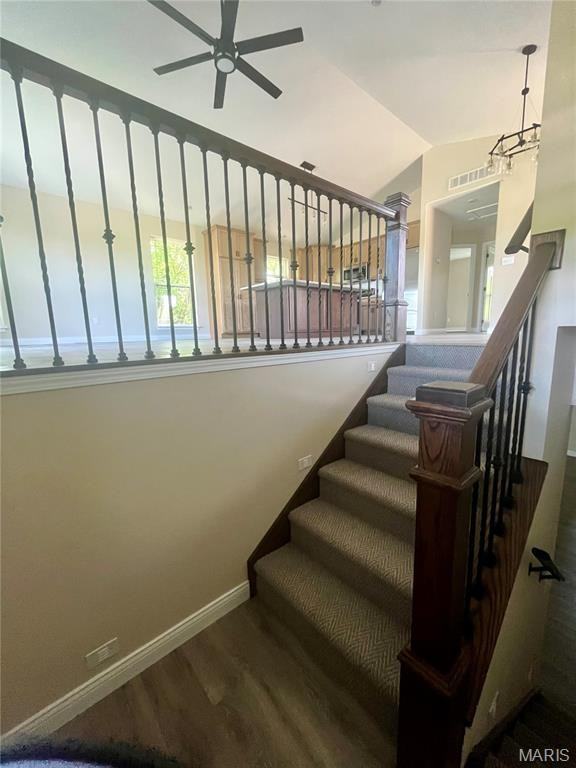 3775 Wanda Rd - Photo 3 of 15